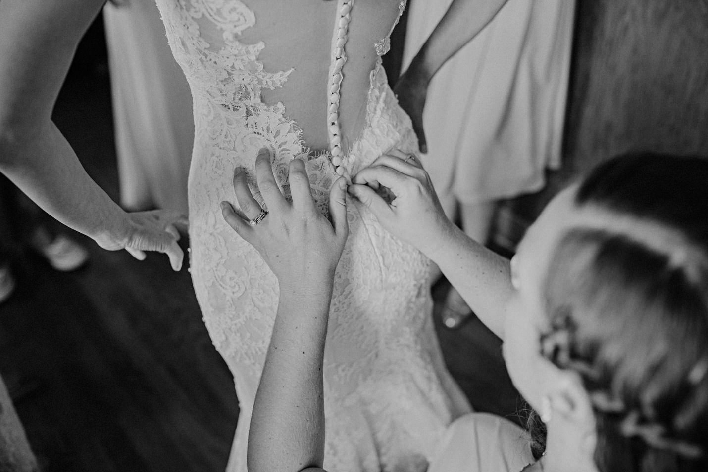 Katie and Joe DeLille Cellars Wedding by Seattle Wedding Photographer Jennifer Tai (22)