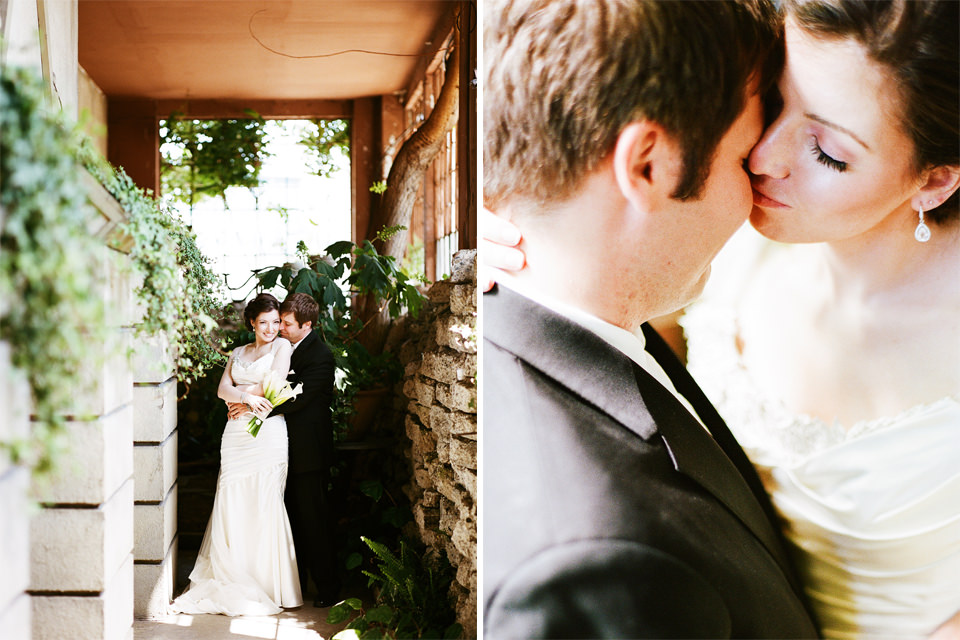 Award-winning Seattle wedding photographer: Becka and Matthias wed at The Ruins (18)