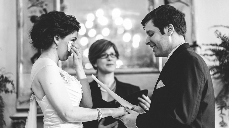 Award-winning Seattle wedding photographer: Becka and Matthias wed at The Ruins (29)