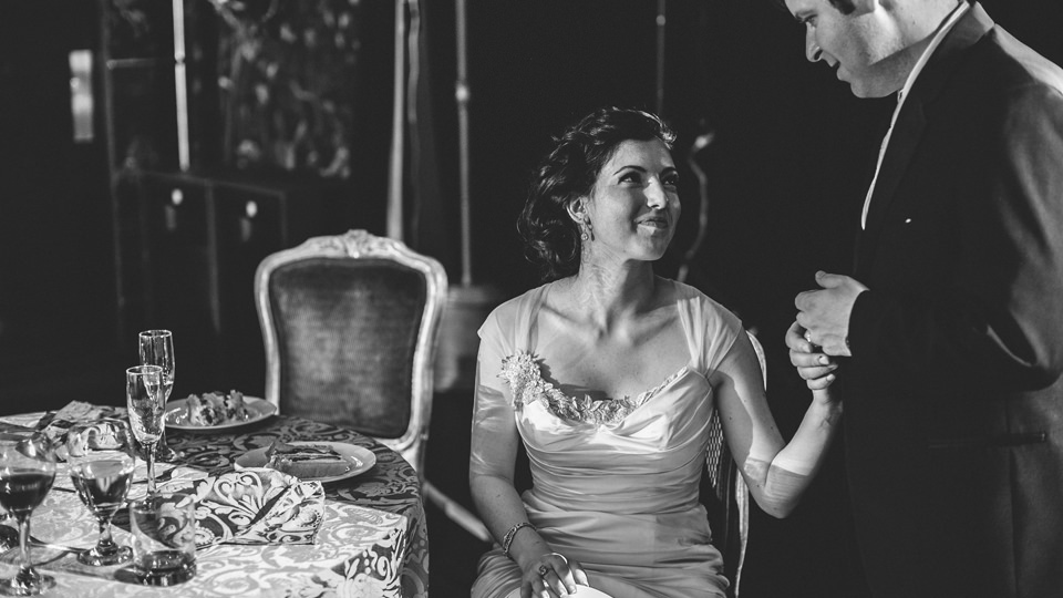 Award-winning Seattle wedding photographer: Becka and Matthias wed at The Ruins (42)