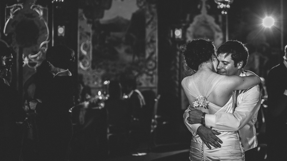 Award-winning Seattle wedding photographer: Becka and Matthias wed at The Ruins (44)