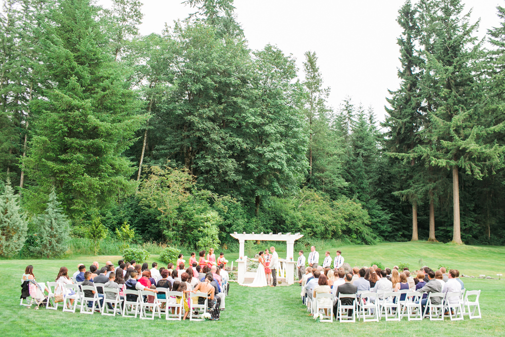 Seattle wedding photographer Jennifer Tai: Jazell and Paul at Rock Creek Gardens (40)