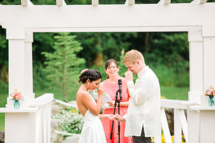 Seattle wedding photographer Jennifer Tai: Jazell and Paul at Rock Creek Gardens (39)