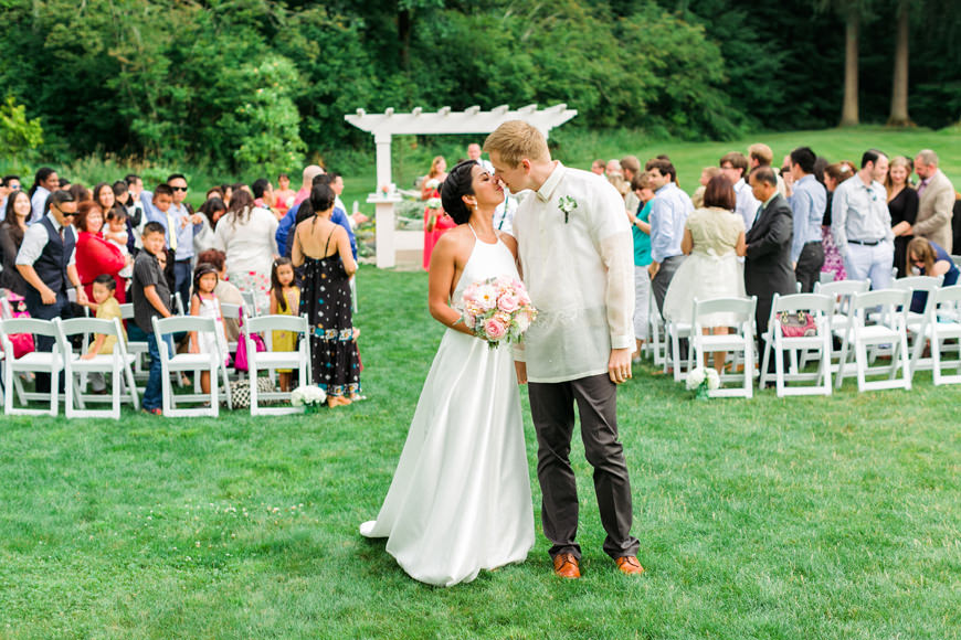 Seattle wedding photographer Jennifer Tai: Jazell and Paul at Rock Creek Gardens (32)