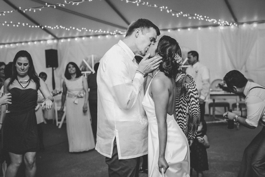 Seattle wedding photographer Jennifer Tai: Jazell and Paul at Rock Creek Gardens (1)