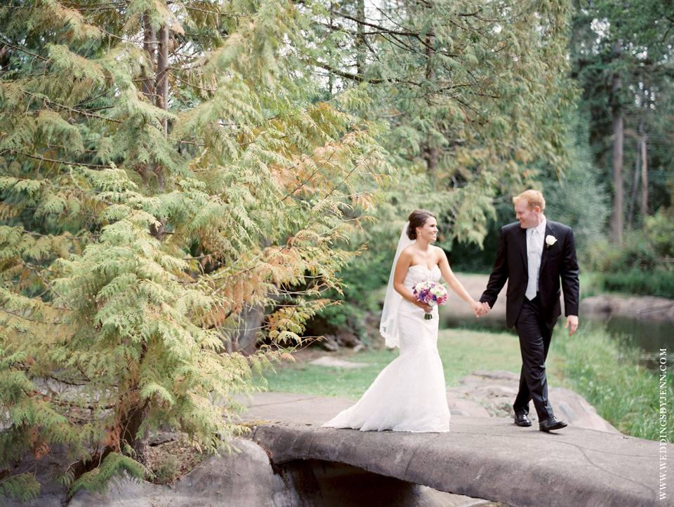 Seattle wedding photographer: Kristin and Jeff at Rock Creek Gardens (36)