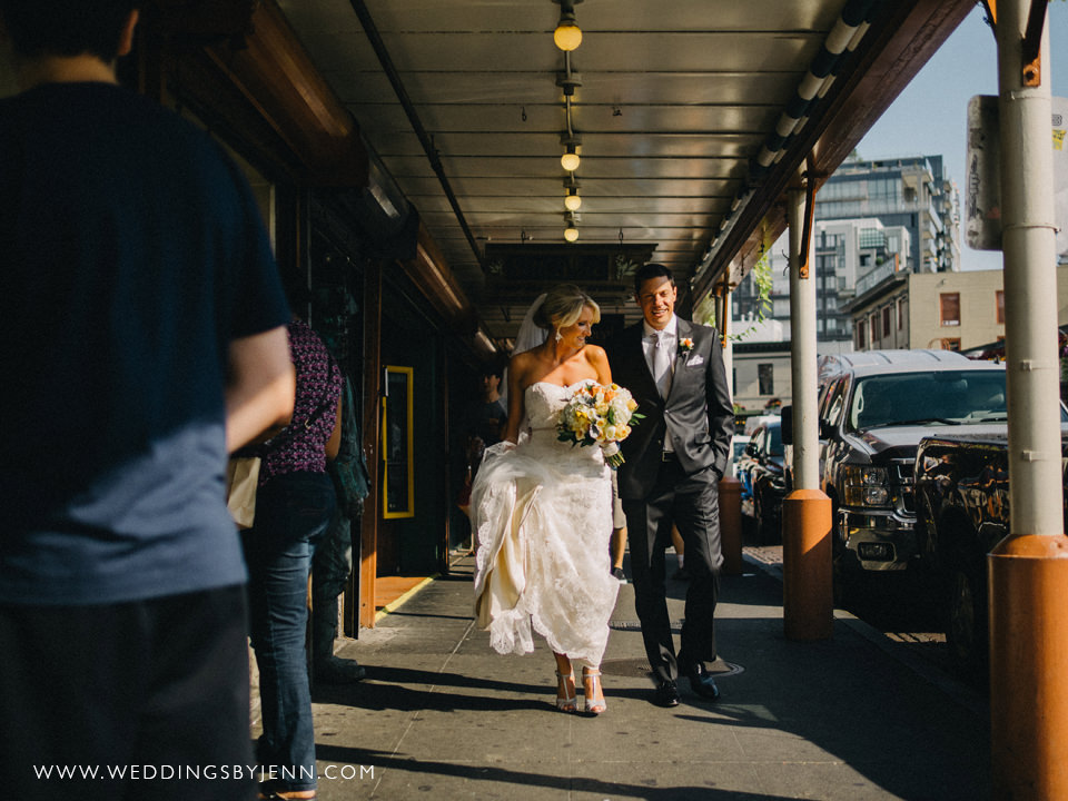 Seattle wedding photographer: Lexi and Paul's wedding at Pike Place Market (36)