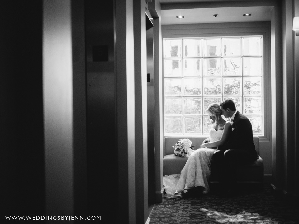 Seattle wedding photographer: Lexi and Paul's wedding at Pike Place Market (34)