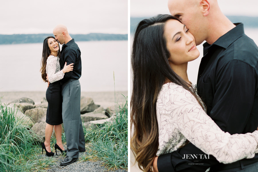 Seattle engagement photographer: Davilynn and DJay, Engaged at Mukilteo Lighthouse (16)