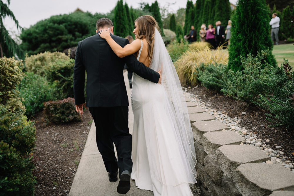 Ashlei and John's Wedding at Lord Hill Farms by Seattle Wedding Photographer Jenn Tai (25)