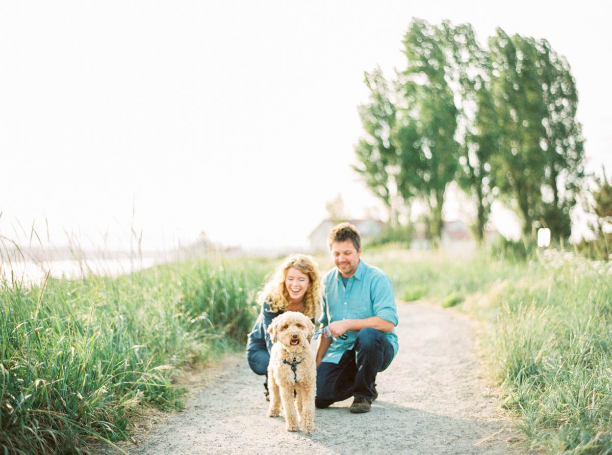 Seattle engagement session: Anna and Kevin engaged at Discovery Park (10)