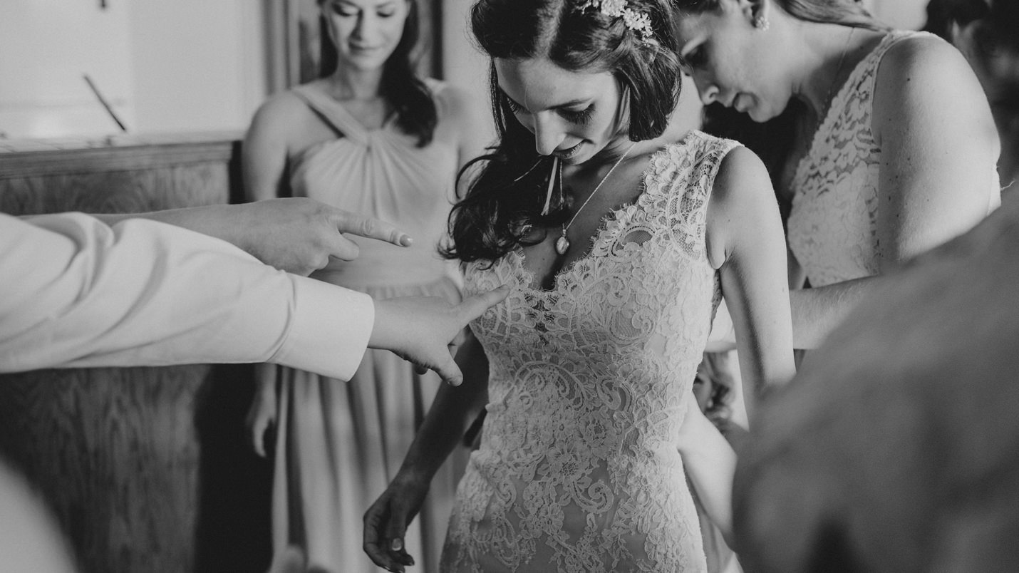 Katie and Joe DeLille Cellars Wedding by Seattle Wedding Photographer Jennifer Tai (23)