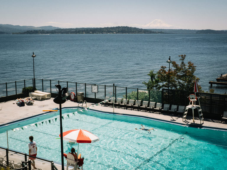 Joelle And Ryan S Love Filled Seattle Jewish Wedding At The Seattle Tennis Club Best Seattle Wedding Photographers