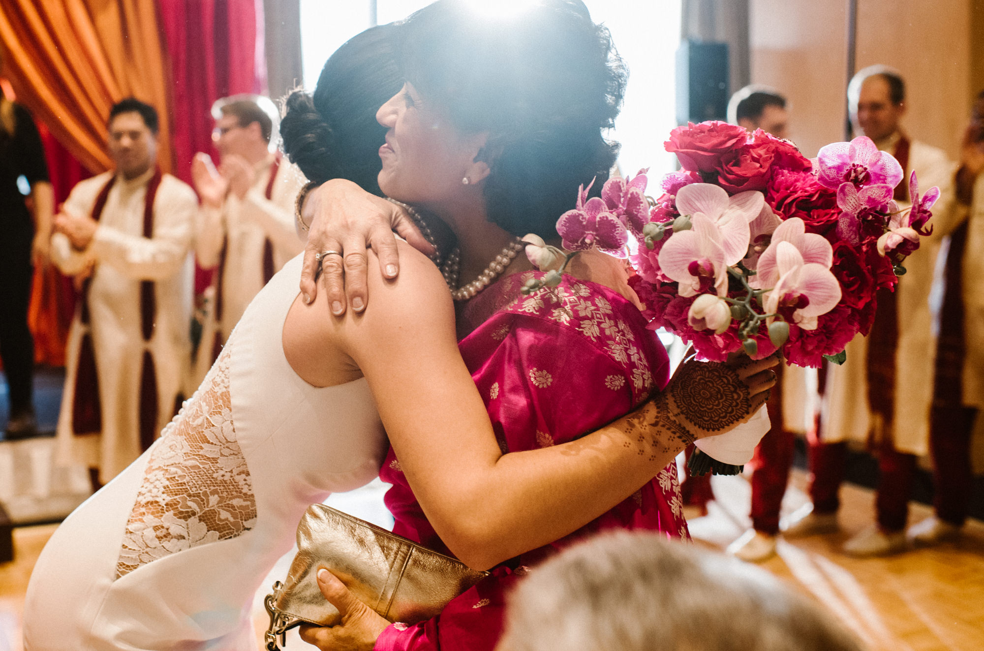 Seattle Wedding Photographers Jenn Tai document a wedding at the Four Seasons Seattle