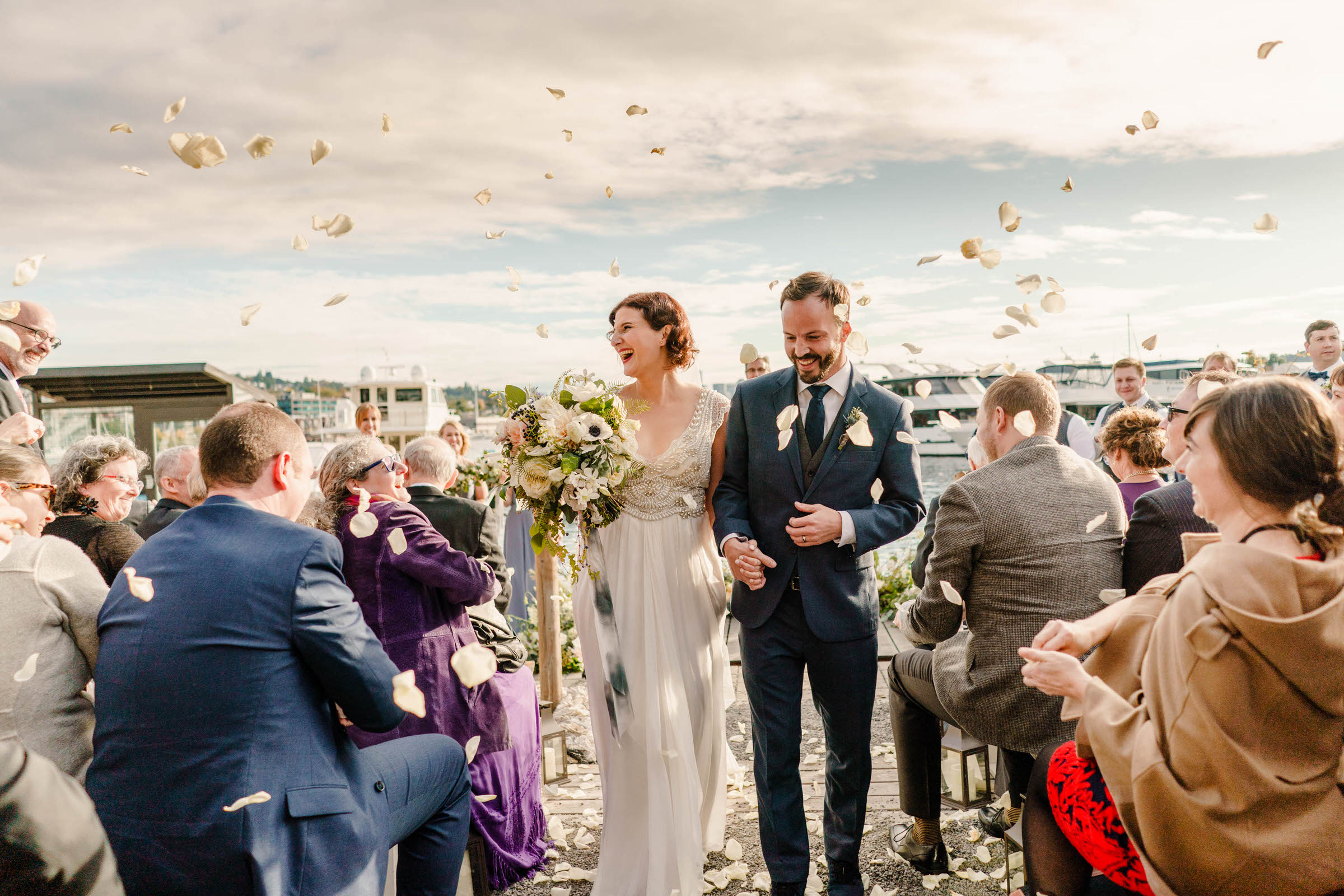 Modern and Chic Westward Seattle Wedding 2018 with Best Seattle Wedding Photographer Jennifer Tai (49)