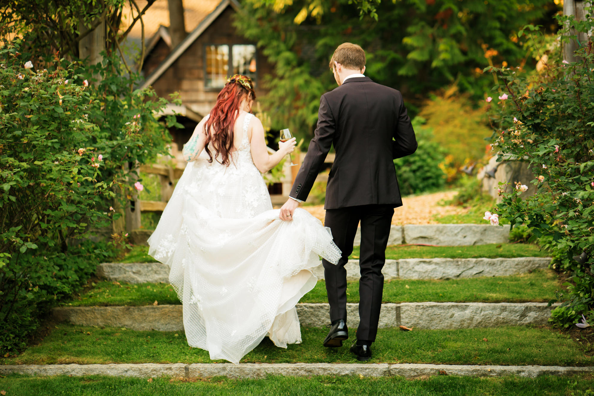 Seattle wedding photographers: Fall Wedding at Bella Luna Farms (49)