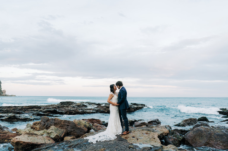 A Romantic Seaside Wedding On Avalon Beach Australia Erica Chris