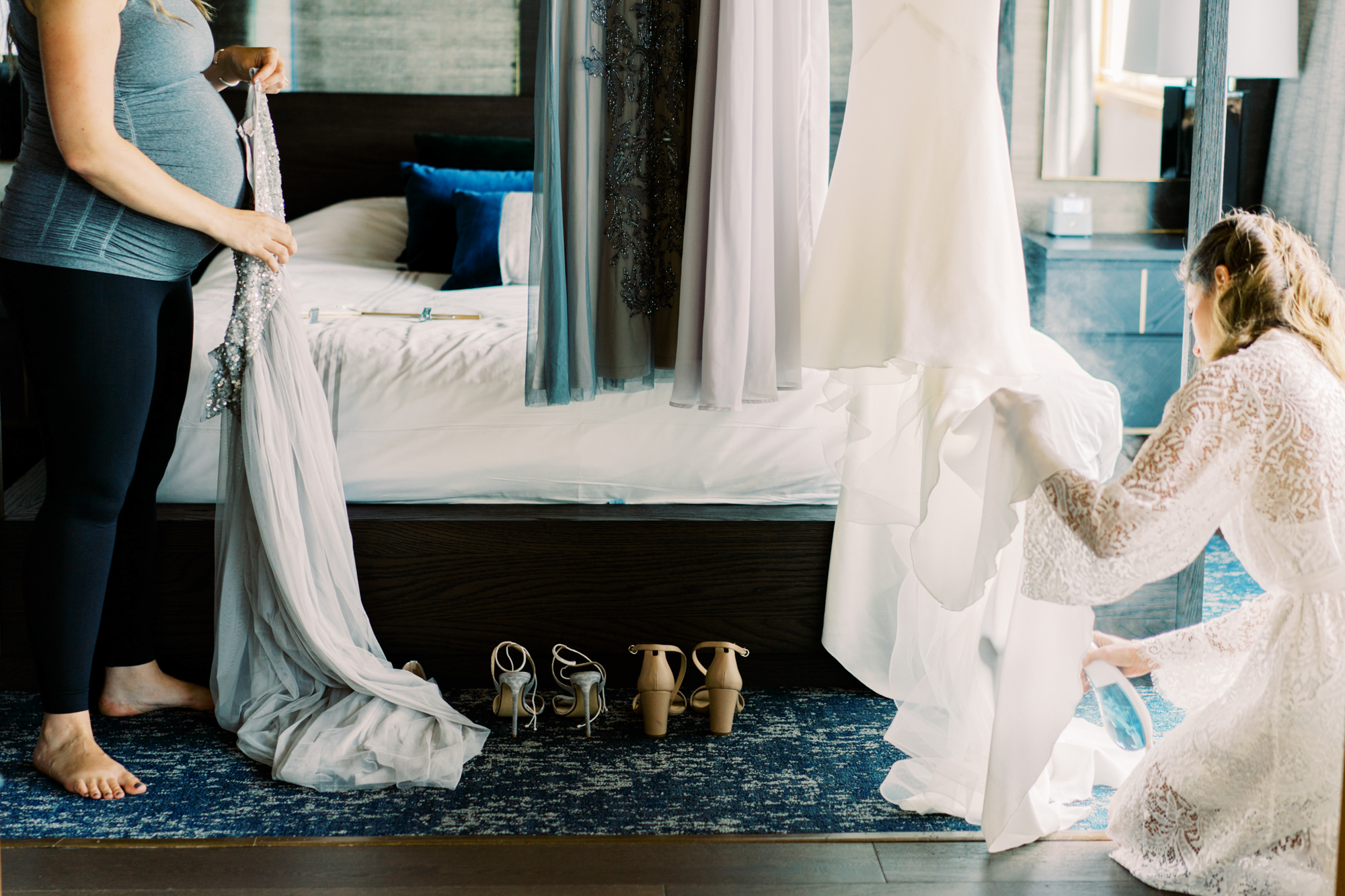 Wedding at the Edgewater Hotel Seattle: Bride Tennie gets ready
