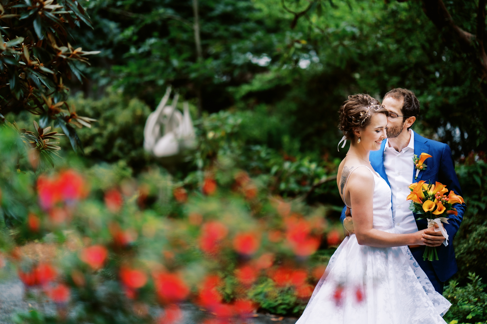 Dunn Gardens Wedding: Bridal Portraits in the garden