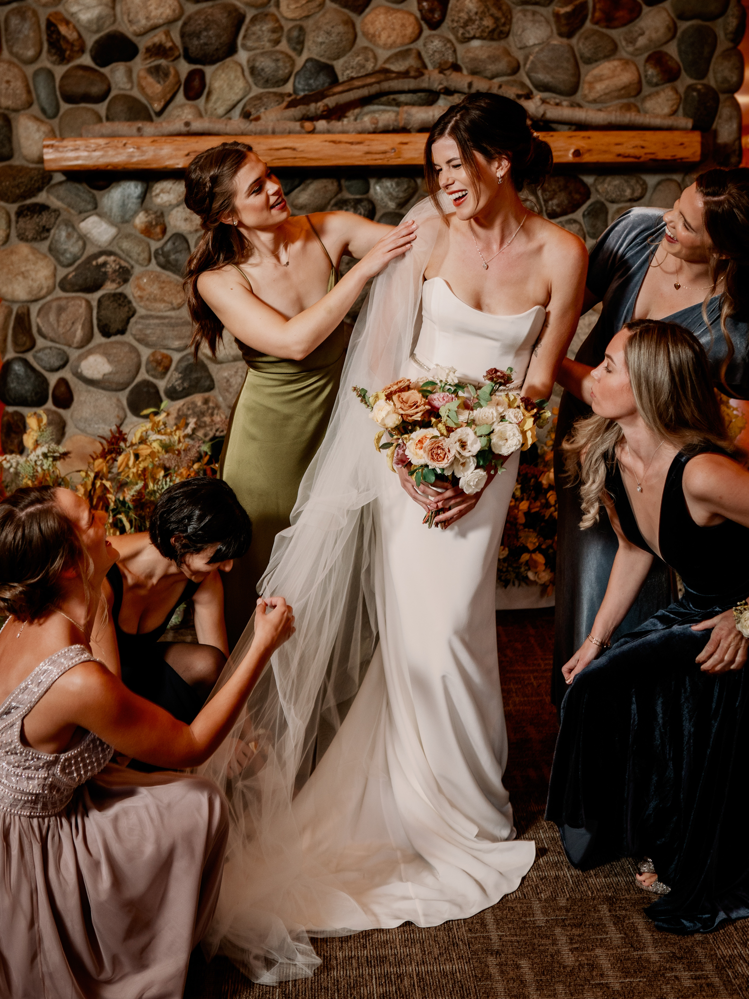 Mountain Springs Lodge weddings: Fletcher and Veronica and her bridesmaids
