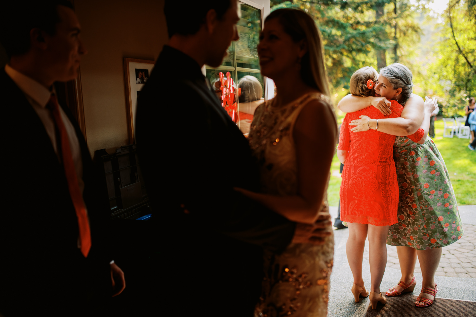Seattle Backyard Wedding: Hannah and Jacob post ceremony moments