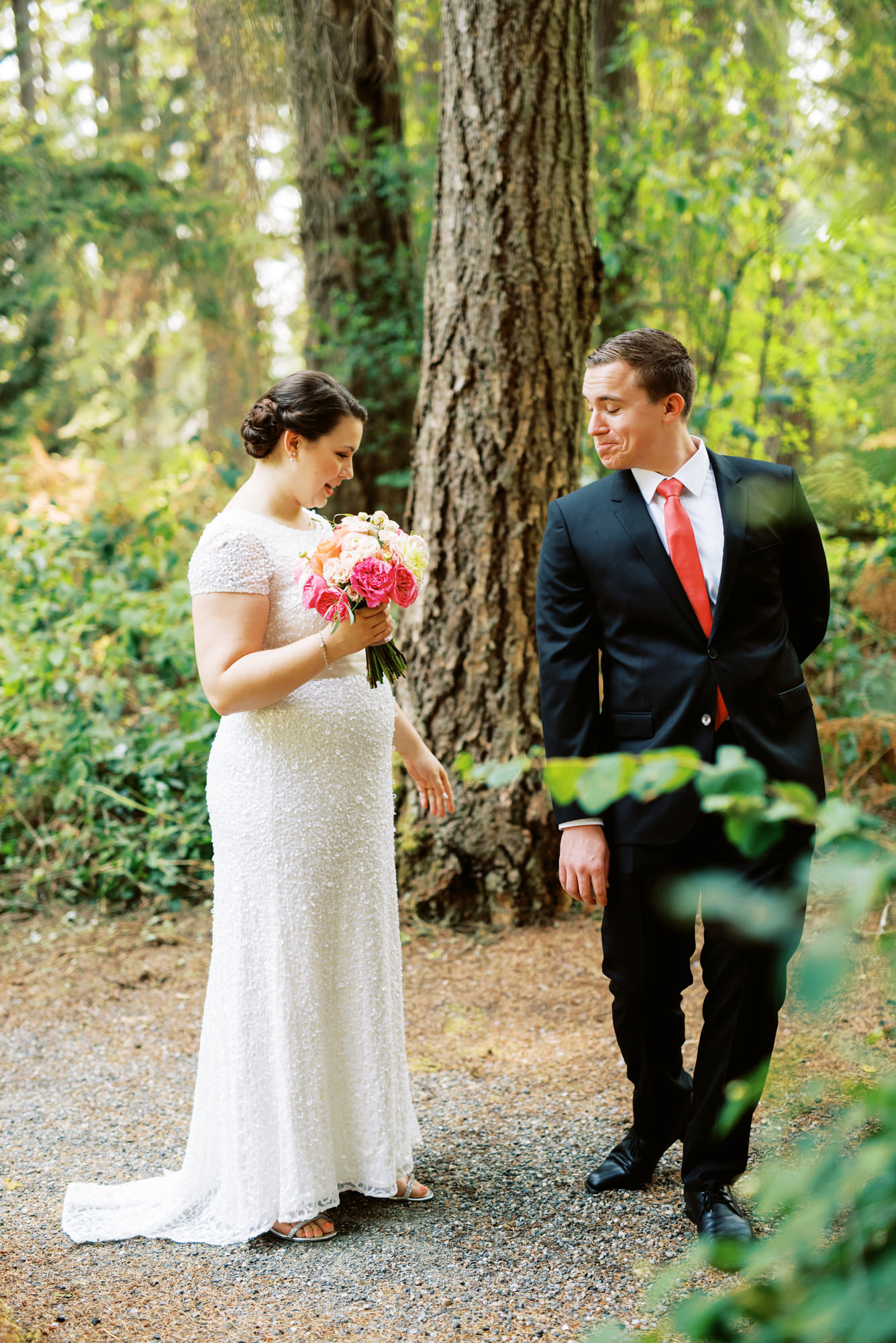 Seattle Backyard Wedding: Hannah and Jacob first look
