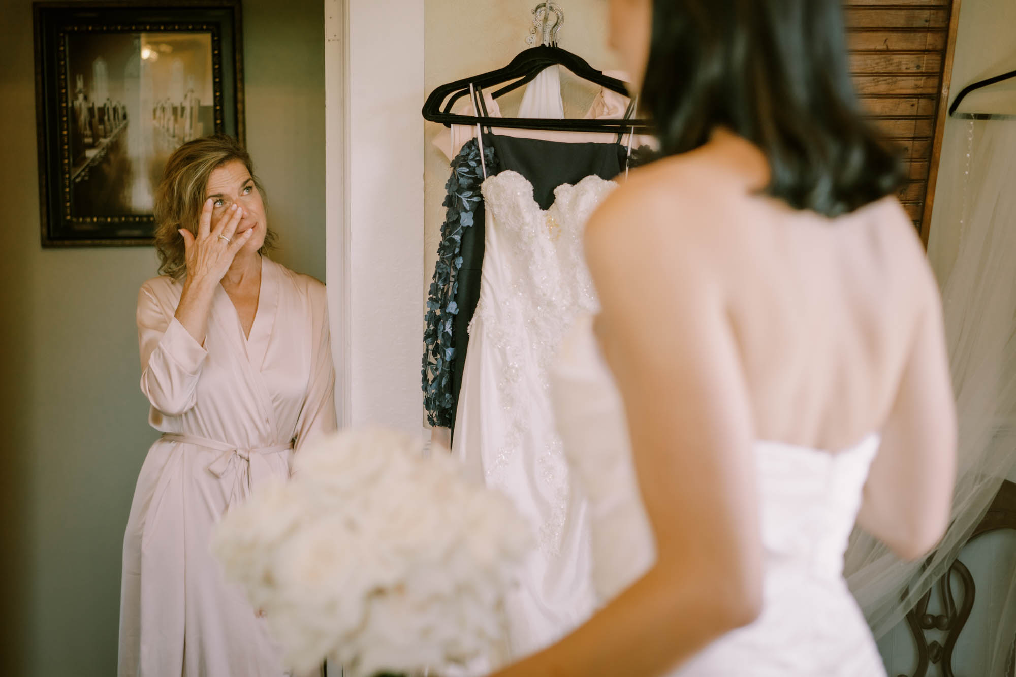 Alexa's mom tears up seeing her in her bridal gown